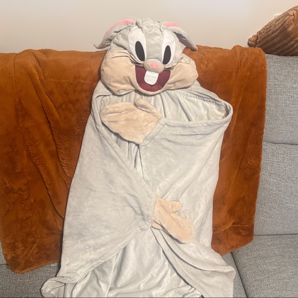 Gray Bugs Bunny kids Blanket